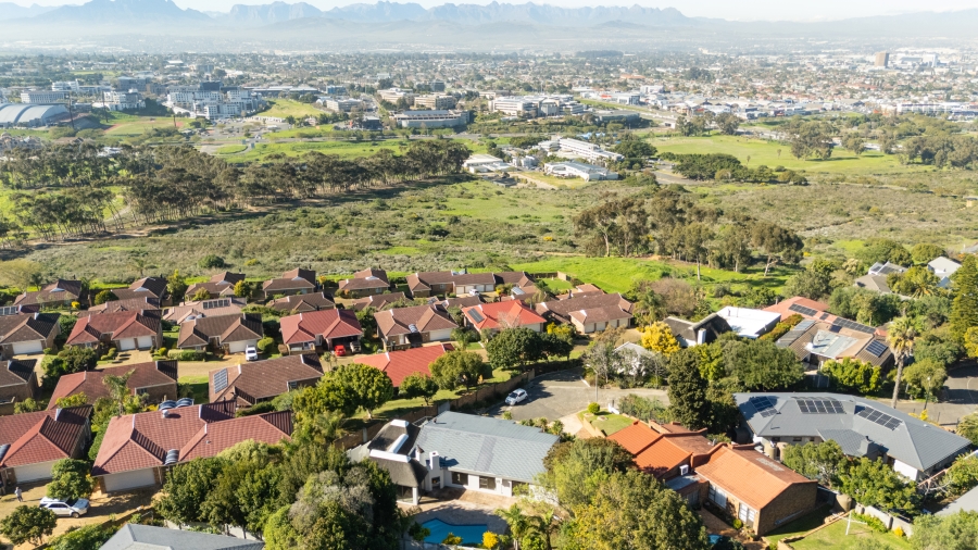 4 Bedroom Property for Sale in Selbourne Western Cape